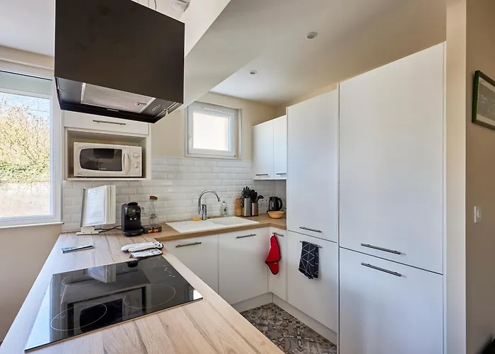 La Grange Des Ours - Proche De La *